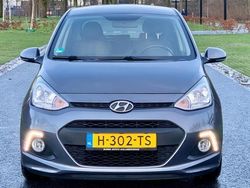 Grijs Gebruikt 2013 Hyundai i10 Premium Hatchback | € 6.950
