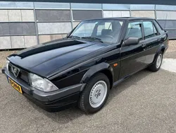 Zwart Gebruikt 1990 Alfa Romeo 75 Sedan | € 24.750