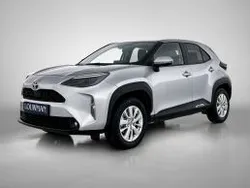Zilver metallic Gebruikt 2024 Toyota Yaris Cross Limited SUV | € 28.795 (Goede deal)