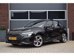 Zwart Gebruikt 2021 Audi A3 Competition Hatchback | € 34.950