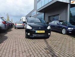 Zwart Gebruikt 2014 Mitsubishi Space Star Intense Hatchback | € 9.000 (Duur)
