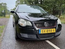 Zwart Gebruikt 2006 VW Polo Trendline Hatchback | € 2.499 (Eerlijke prijs)