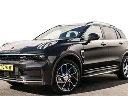 Zwart Gebruikt 2023 Lynk & Co 01 SUV | € 28.700 (Eerlijke prijs)