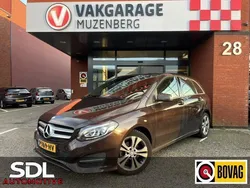 Bruin, metallic lak Gebruikt 2016 Mercedes B180 Ambition MPV | € 14.945 (Goede deal)