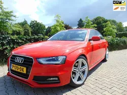 Rood Gebruikt 2012 Audi A4 S-Line Sedan | € 7.950 (Eerlijke prijs)