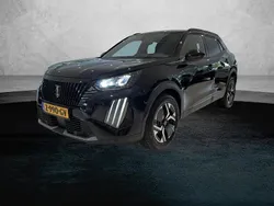 Zwart Gebruikt 2024 Peugeot 2008 Allure SUV | € 24.420 (Eerlijke prijs)