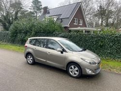 Beige Gebruikt 2009 Renault Grand Scénic III Business MPV | € 3.350