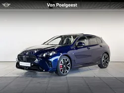 Blauw Gebruikt 2025 BMW 120 M Sport Hatchback | € 56.897