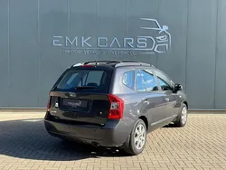 Grijs Gebruikt 2007 Kia Carens MPV | € 2.549 (Goede deal)