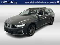 Grijs Gebruikt 2021 VW Passat GTE Stationwagen | € 24.950 (Eerlijke prijs)
