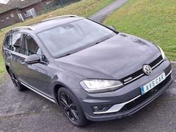 Grijs Gebruikt 2015 VW Golf Alltrack Stationwagen | € 13.900