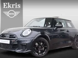 Grijs Gebruikt 2024 Mini Cooper S Comfort Hatchback | € 40.250