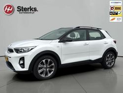Wit Gebruikt 2020 Kia Stonic Play SUV | € 14.895 (Eerlijke prijs)