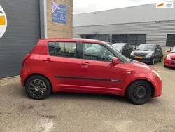 Rood Gebruikt 2006 Suzuki Swift Exclusive Hatchback | € 800