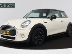 Wit Gebruikt 2015 Mini Cooper Hatchback | € 12.745 (Eerlijke prijs)