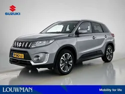Grijs, metallic lak Gebruikt 2022 Suzuki Vitara Style SUV | € 24.945 (Eerlijke prijs)