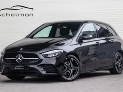 Zwart Gebruikt 2021 Mercedes B250 AMG MPV | € 26.500 (Goede deal)