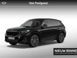 Zwart Gebruikt 2023 BMW iX1 Comfort Edition SUV | € 41.500