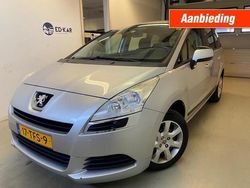 Grijs, metallic lak Gebruikt 2010 Peugeot 5008 MPV | € 4.595 (Super prijs)