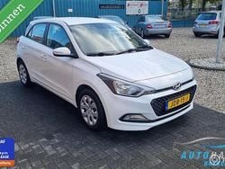 Wit Gebruikt 2016 Hyundai i20 Comfort Hatchback | € 7.950 (Eerlijke prijs)