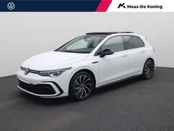 Wit Gebruikt 2022 VW Golf VIII R-line Hatchback | € 28.440 (Eerlijke prijs)