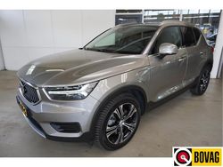 Grijs Gebruikt 2021 Volvo XC40 Inscription SUV | € 33.500 (Eerlijke prijs)