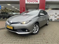 Grijs Gebruikt 2018 Toyota Auris Touring Sports Stationwagen | € 11.995
