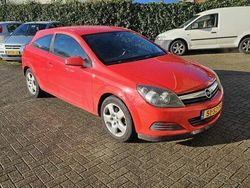 Rood Gebruikt 2006 Opel Astra GTC Edition Hatchback | € 1.850 (Eerlijke prijs)