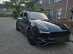 Zwart Gebruikt 2016 Porsche Cayenne SUV | € 36.500 (Goede deal)