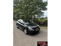Zwart Gebruikt 2003 Peugeot 307 Hatchback | € 999 (Goede deal)