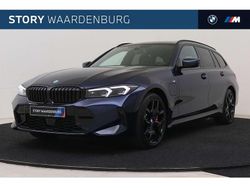 Blauw Nieuw 2025 BMW 330e Executive Stationwagen | € 74.839 (Goede deal)