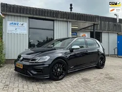 Zwart Gebruikt 2017 VW Golf VII R Hatchback | € 26.949 (Iets duurder)