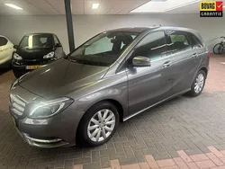 Grijs Gebruikt 2012 Mercedes B180 Ambition MPV | € 11.950 (Eerlijke prijs)