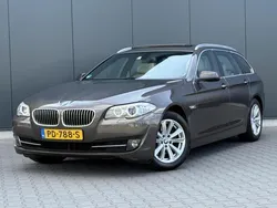 Bruin, metallic lak Gebruikt 2012 BMW 520 Executive Stationwagen | € 6.995 (Goede deal)