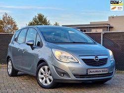 Grijs (metallic) Gebruikt 2011 Opel Meriva Edition MPV | € 4.995 (Eerlijke prijs)