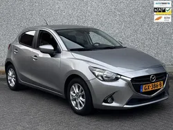 Grijs Gebruikt 2015 Mazda 2 Hatchback | € 8.950 (Eerlijke prijs)