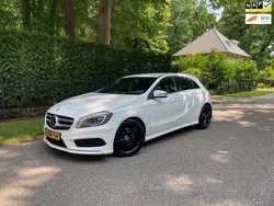 Wit Gebruikt 2014 Mercedes A200 AMG Hatchback | € 14.899 (Eerlijke prijs)