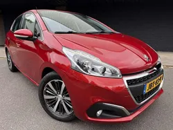 Hatchback Gebruikt 2019 Peugeot 208 Allure Hatchback | € 12.995 (Goede deal)