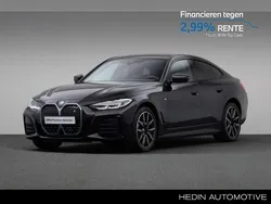 Zwart, metallic lak Gebruikt 2023 BMW i4 Shadowline Sedan | € 41.880 (Eerlijke prijs)