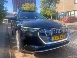Grijs Gebruikt 2020 Audi e-tron SUV | € 22.000 (Goede deal)