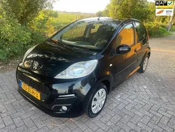 Zwart Gebruikt 2012 Peugeot 107 Active Hatchback | € 3.499 (Eerlijke prijs)