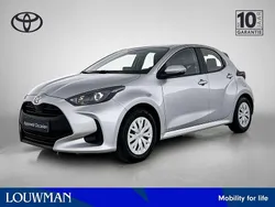 Zilver Gebruikt 2024 Toyota Yaris Hybrid Limited Hatchback | € 23.245 (Goede deal)
