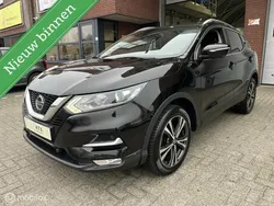 Zwart Gebruikt 2018 Nissan Qashqai N-Connecta SUV | € 15.950 (Eerlijke prijs)