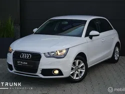 Wit Gebruikt 2014 Audi A1 Sportback Attraction Hatchback | € 7.350 (Eerlijke prijs)