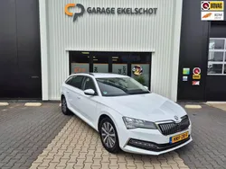 Wit Gebruikt 2022 Skoda Superb Business Line Stationwagen | € 24.990 (Super prijs)