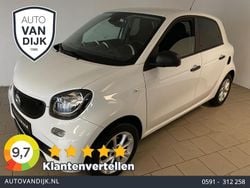 Wit Gebruikt 2018 Smart ForFour Hatchback | € 7.885 (Eerlijke prijs)