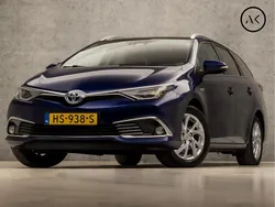 Blauw Gebruikt 2015 Toyota Auris Touring Sports Sport Stationwagen | € 16.945 (Iets duurder)