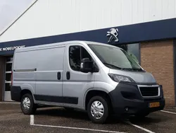Grijs Gebruikt 2018 Peugeot Boxer Premium Van | € 12.880 (Eerlijke prijs)