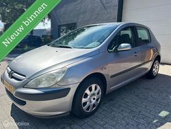 Grijs Gebruikt 2005 Peugeot 307 Hatchback | € 749 (Eerlijke prijs)