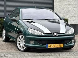 Groen Gebruikt 2003 Peugeot 206 CC Roland Garros Cabriolet | € 1.250 (Goede deal)